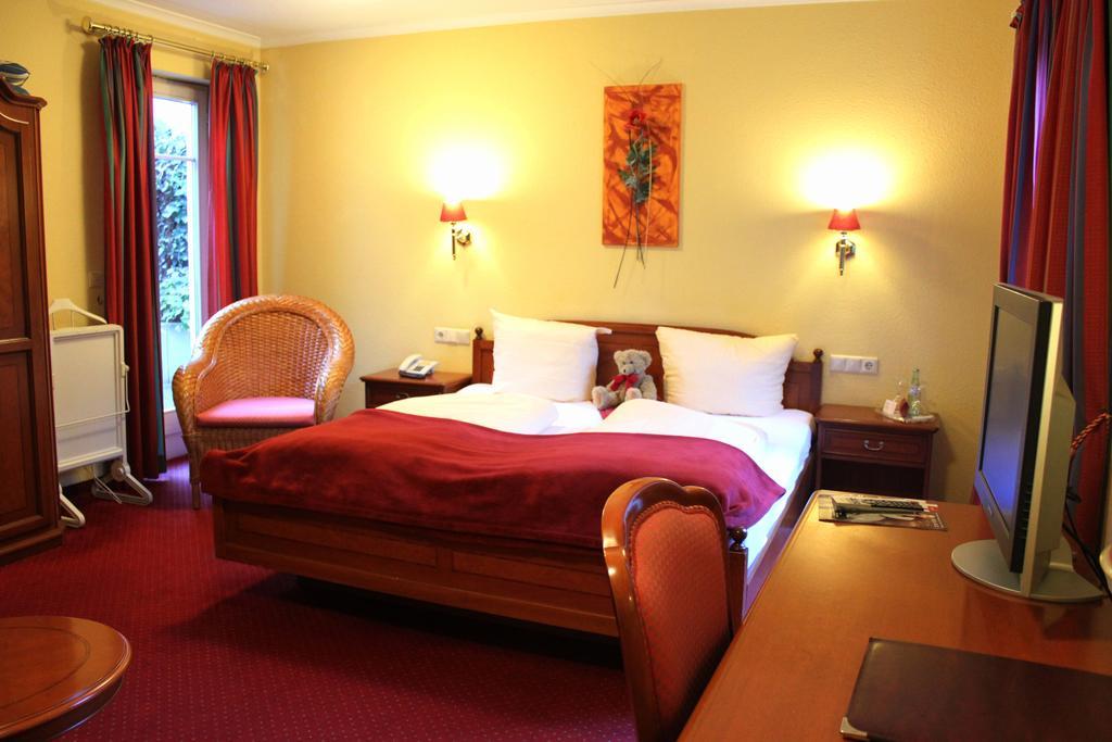 Hotel Garni Wiestor Uberlingen Chambre photo